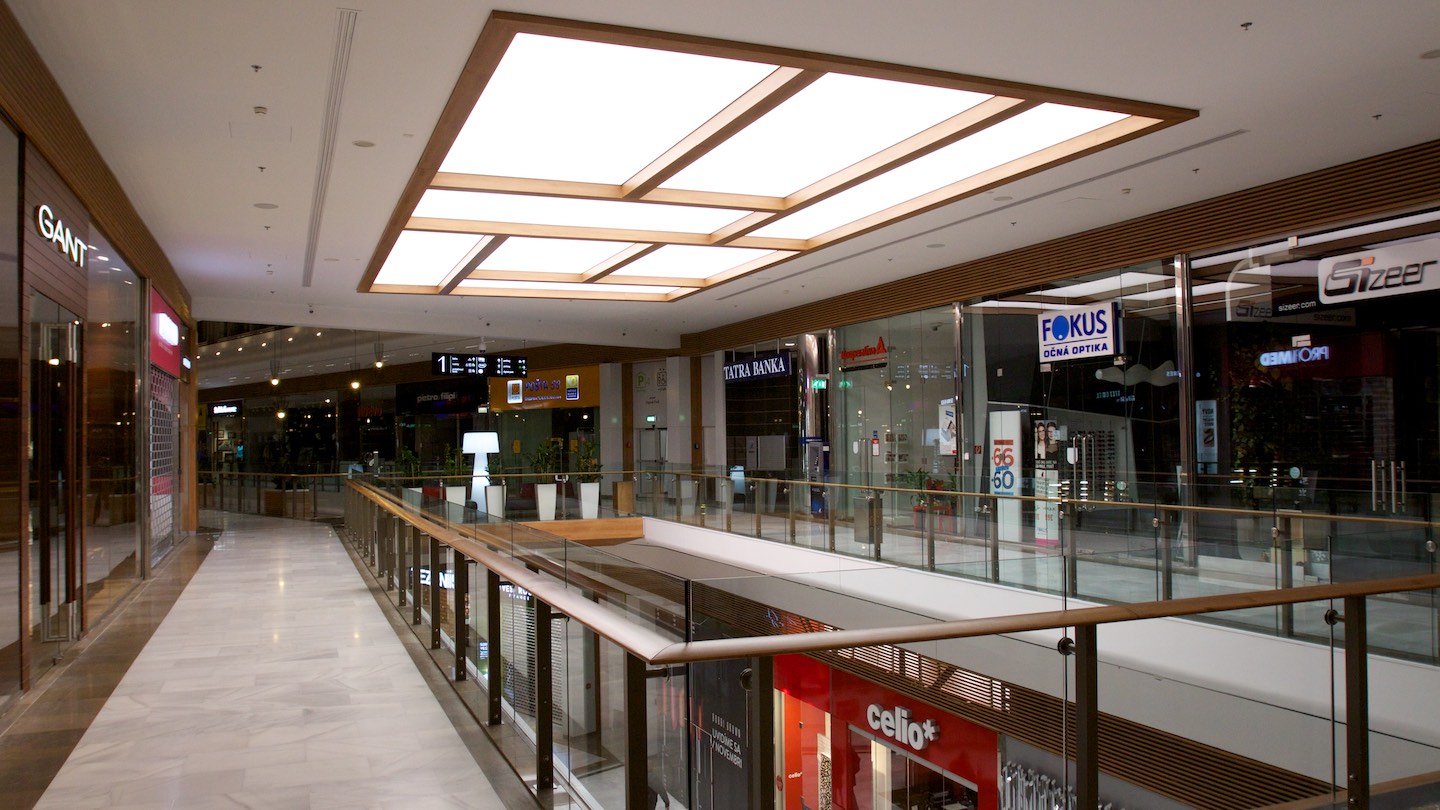 OC AUPARK **** BRATISLAVA