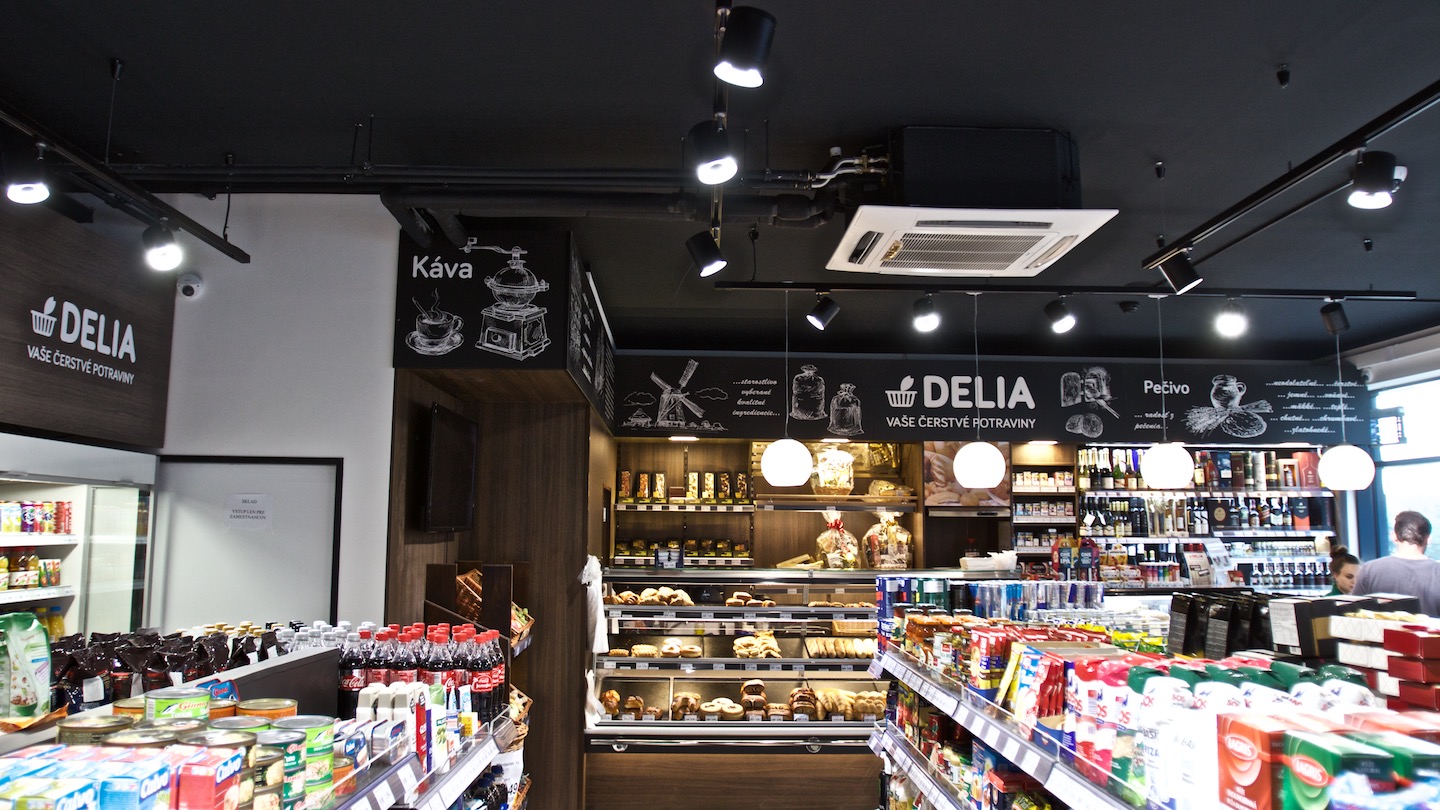 DELIA