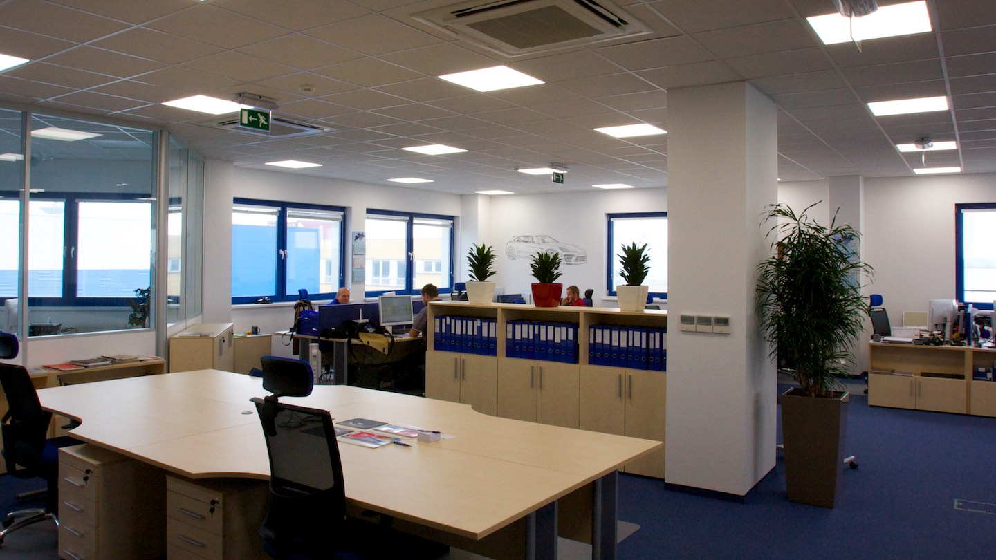 Illuminance of office area
